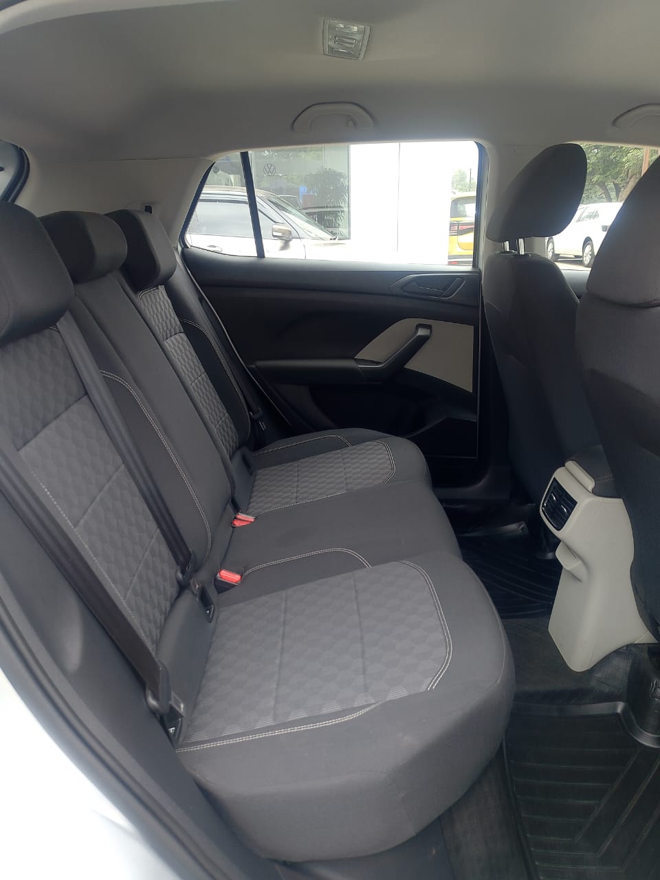 Volkswagen Taigun Comfortline 1.0 Tsi Mt Facelift